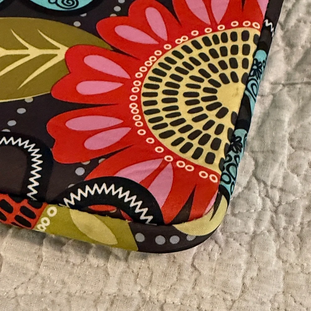 Vera Bradley Multicolor Floral Padded Laptop Bag, Zipped Closure, EUC - Picture 5 of 8